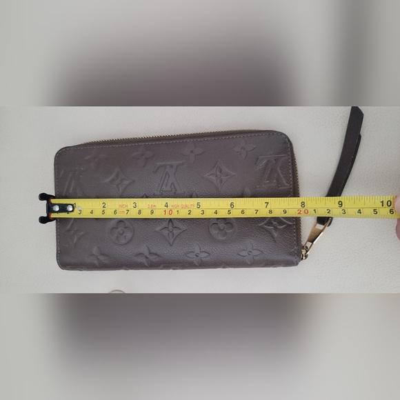 Louis Vuitton Monogram Empreinte Zippy Wallet in brown - Picture 8 of 12